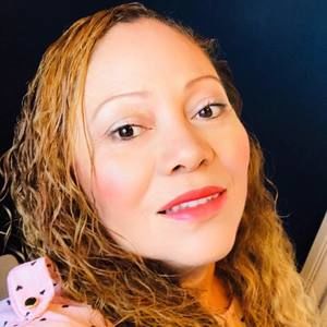 Meet your Posher, Ana